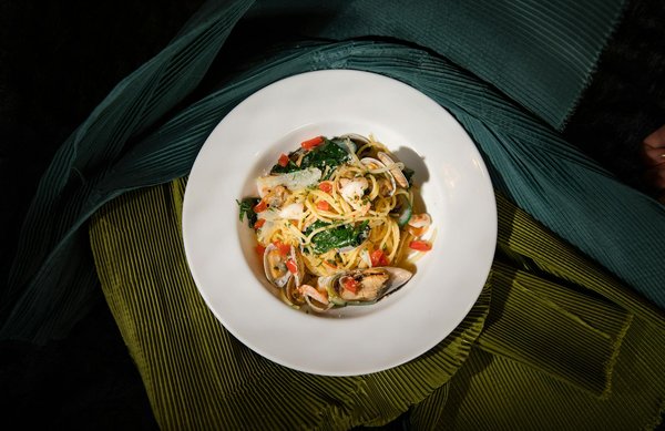 Descubre el secreto para preparar las esponjosas crepes japonesas conocidas como okonomiyaki.